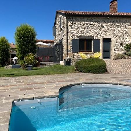 Domaine Des Pierres D Auvergne Flat Exterior foto